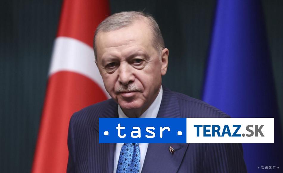 Erdogan chce navrhnut Putinovi a Trumpovi stretnutie v Istanbule