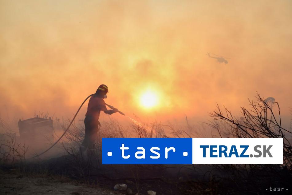 GRECKO V PLAMENOCH O pomoc ziadaju EU