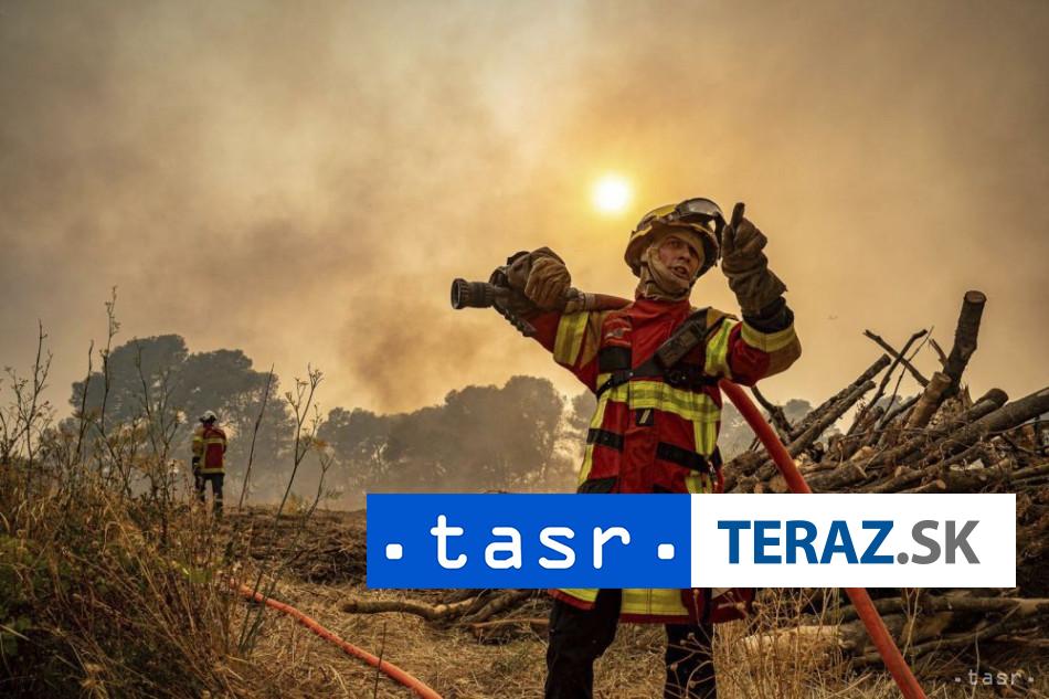 Hasici dostali pod kontrolu rozsiahly poziar na juhu Francuzska