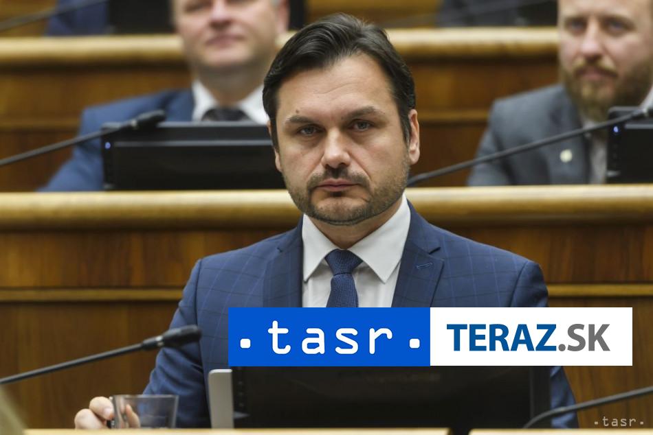 KDH ziada zverejnenie analyzy o zruseni tendre na zachranky