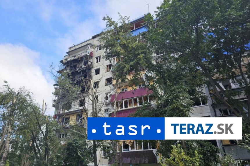 Ukrajina zautocila v Rusku zasiahla rafineriu aj dom