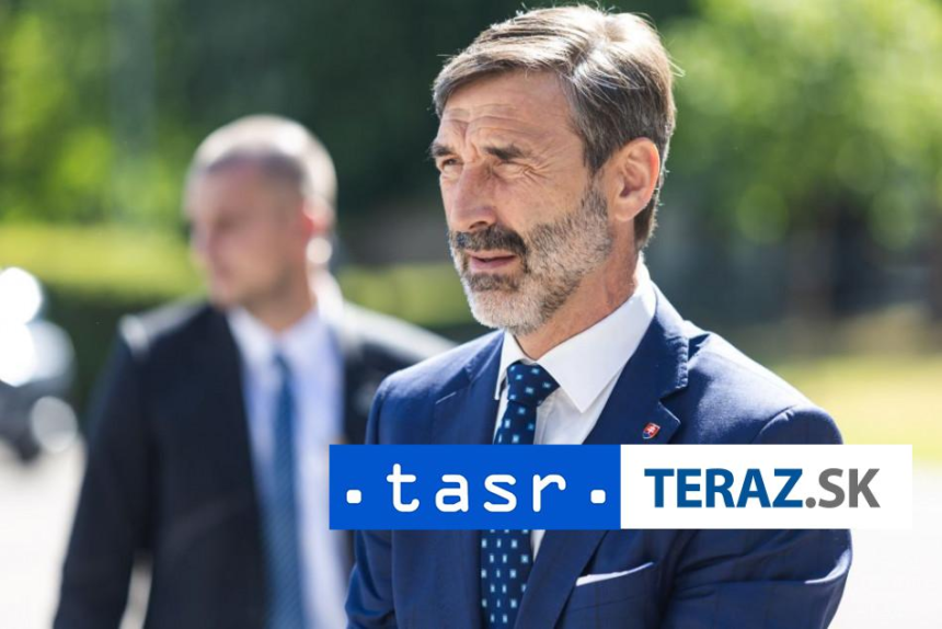 Blanar vyzdvihol Sybihovi vecny dialog Fica so Zelenskym