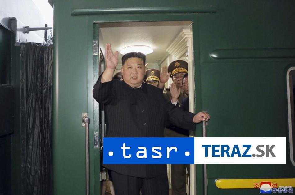 Sef juhokorejskeho parlamentu a vodca Severnej Korey si podali ruky