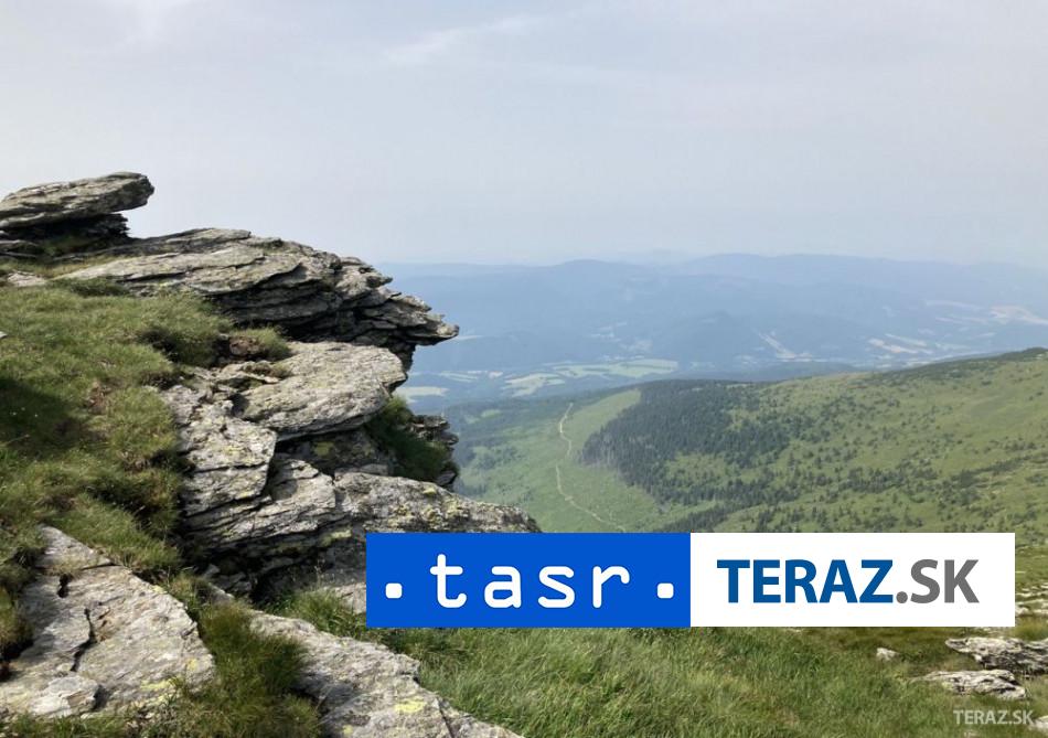 TRAGEDIA V HORACH Turista zahynul pri pade z 100 metrov