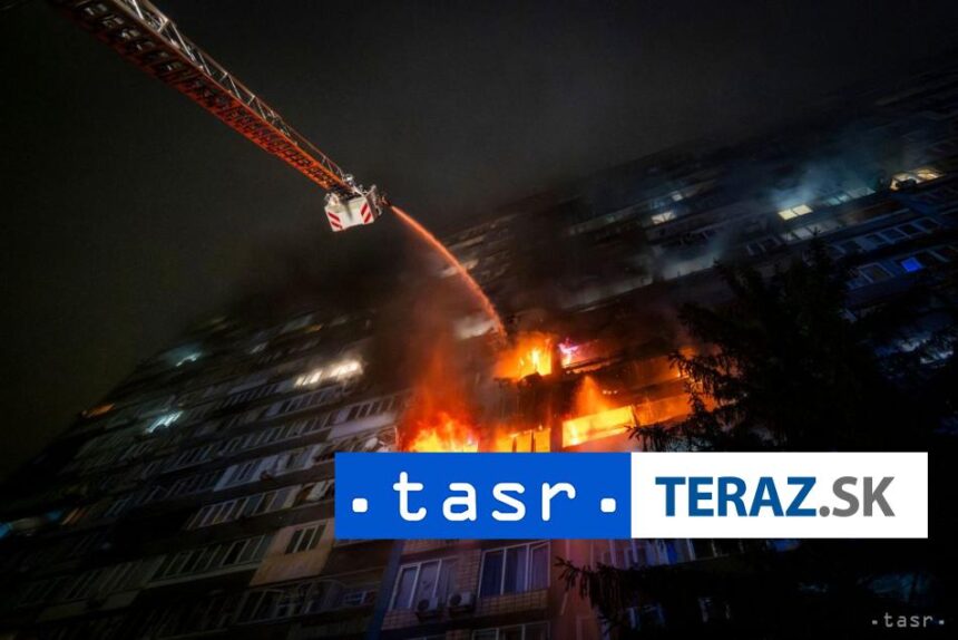 Klicko Rusko opat zasiahlo Kyjev raketove utoky sposobily poziare
