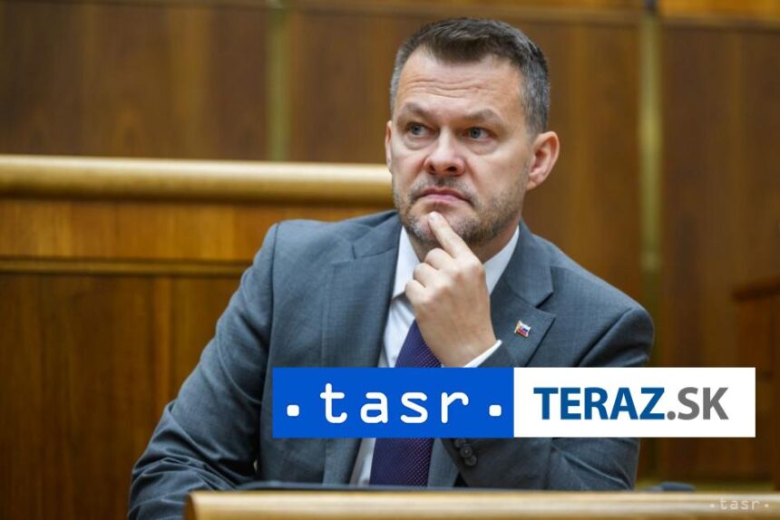 Mimoriadna schadza o odvolani ministra Migala sa nezacala