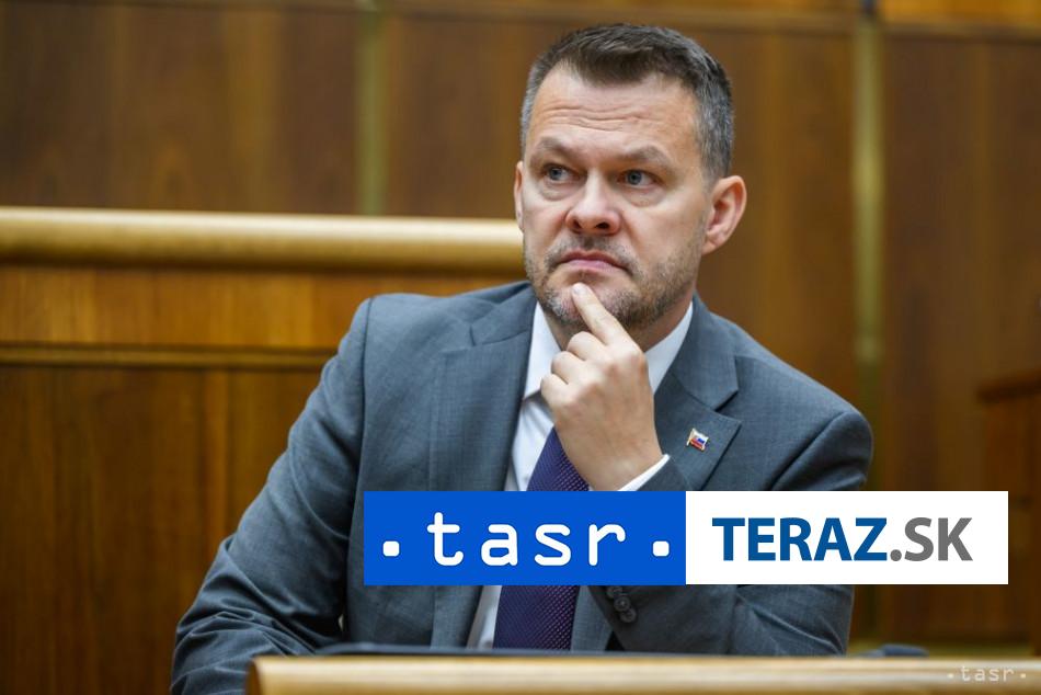Mimoriadna schadza o odvolani ministra Migala sa nezacala