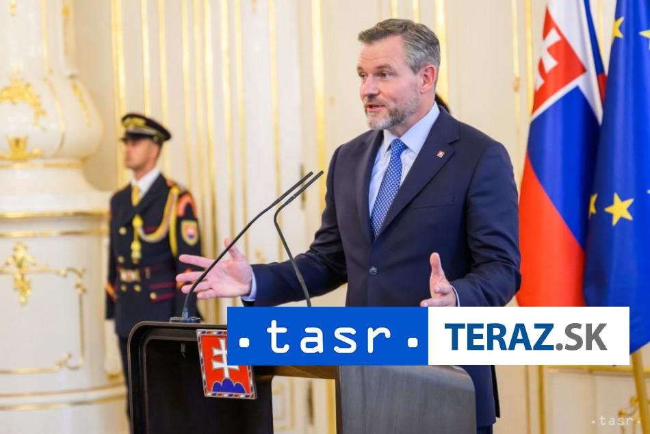 Prezident podpisal novelu ustavy