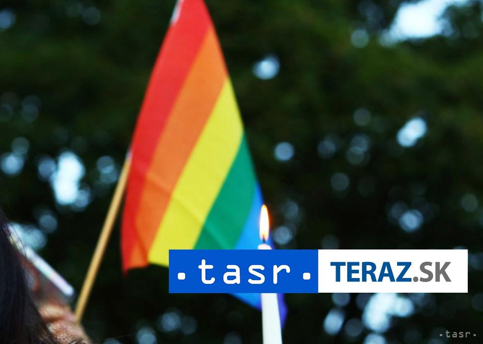 Byvaly zamestnanec FBI tvrdi ze ho prepustili pre podporu LGBT