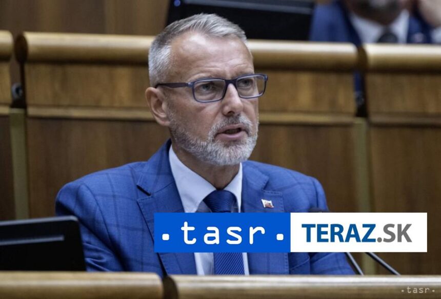 Rasi vo stvrtok navstivi Brusel a stretne sa s R Metsolovou