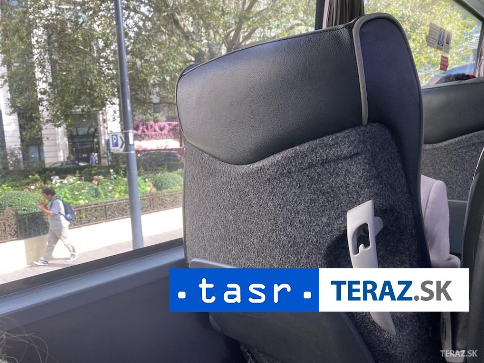 TRAGICKA NEHODA Autobus do Prahy sa zrazil s autom hlasia obet