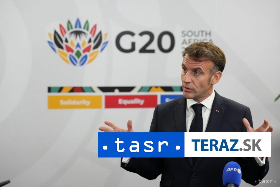 Macron bude hovorit v pondelok v Parizi so Zelenskym
