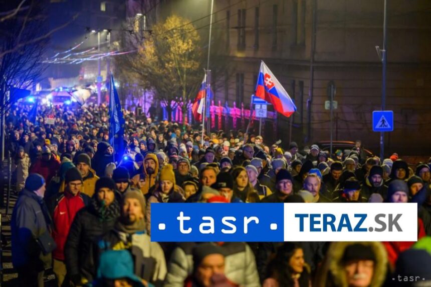 V Bratislave sa kona protestny pochod proti zruseniu UOO