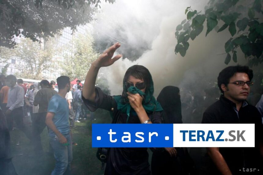Australia vyzvala obcanov aby opustili Iran