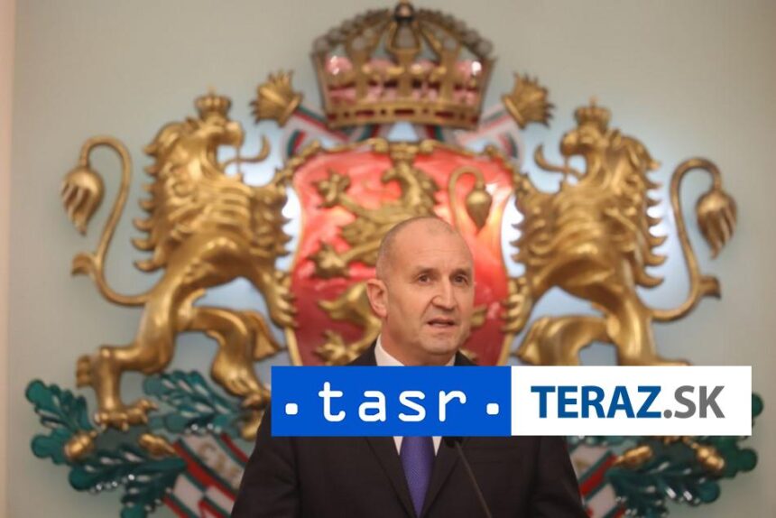 Bulharsky prezident Radev sa vzdava funkcie