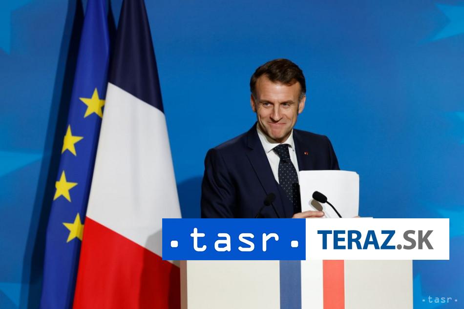 Macron v novorocnom posolstve Budeme pracovat do poslednej sekundy