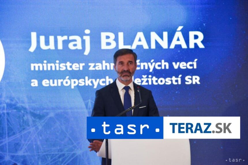 Minister J Blanar rokoval s konciacim velvyslancom USA G Ranom