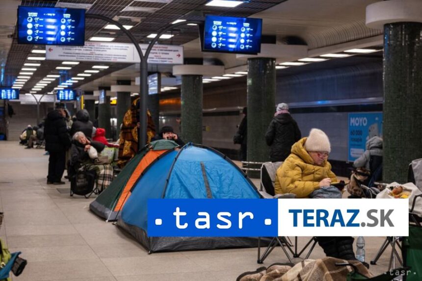 Zelenskyj Takmer polovica Kyjeva je po utokoch stale bez elektriny