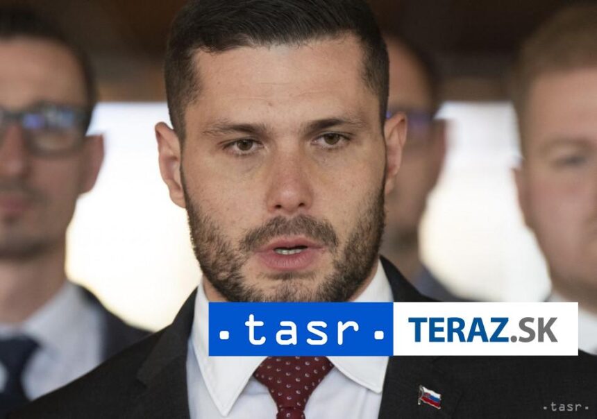 Gluck ziada vysvetlenie zastavenia vysetrovania darovania techniky