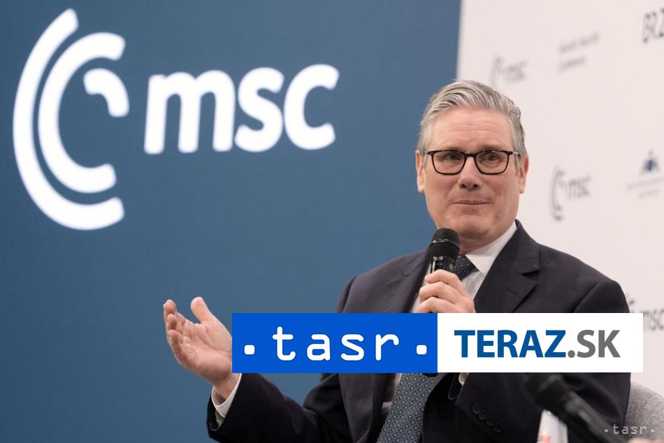Starmer v Mnichove Europa musi stat na vlastnych nohach
