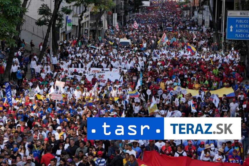 Tisice Venezuelcanov v uliciach Caracasu ziadali prepustenie Madura