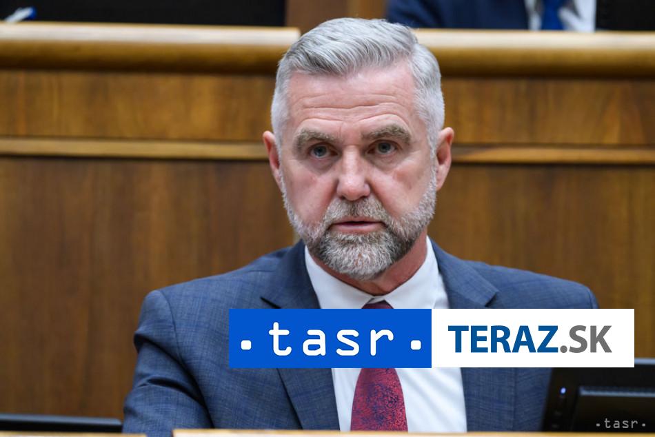 hostia vikendovych diskusnych programov