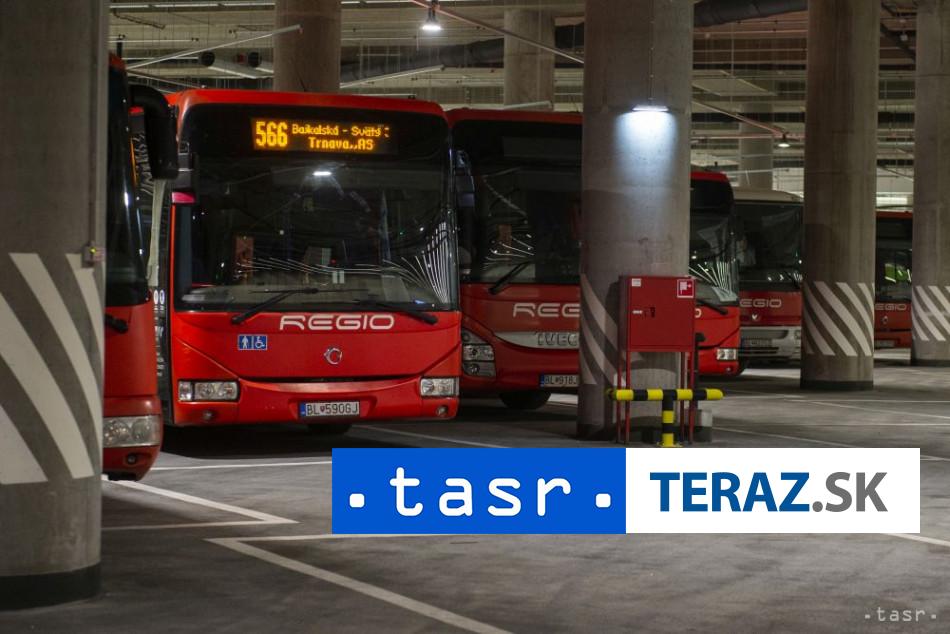 Bratislavsky kraj vyzyva majitela AS Nivy aby zvazil upravu cien