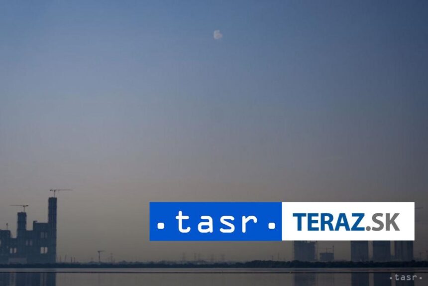 Iranske utoky si v SAE od soboty vyzadali tri obete a 58 zranenych