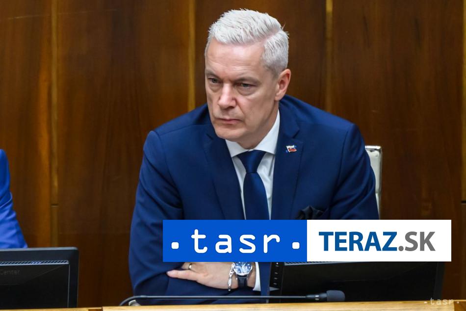 J Ferencak bol vyluceny z Hlasu SD