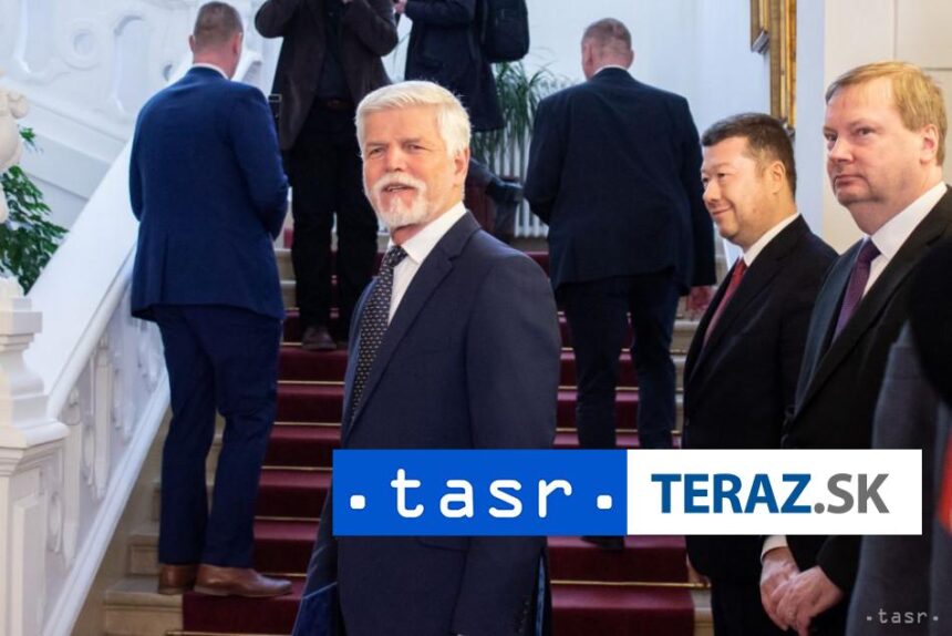 Pavel Ak nezvysime obranne vydavky budeme ciernymi pasaziermi