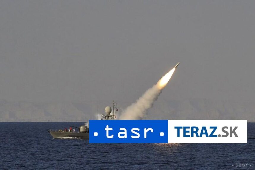 Zasah dostalo nabrezie pristavneho mesta nedaleko Hormuzskeho prielivu