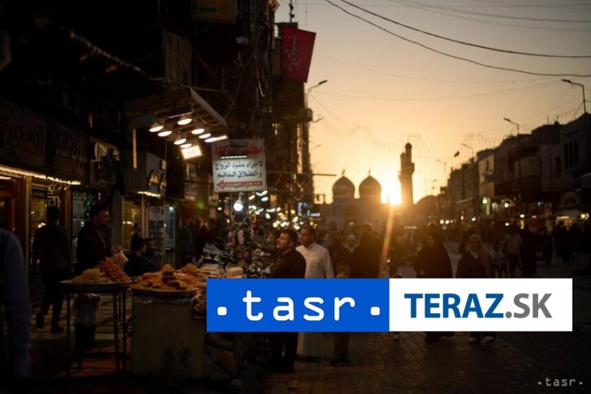 Iransky reziser sa vratil do vlasti napriek vojne a hrozbe vzenia