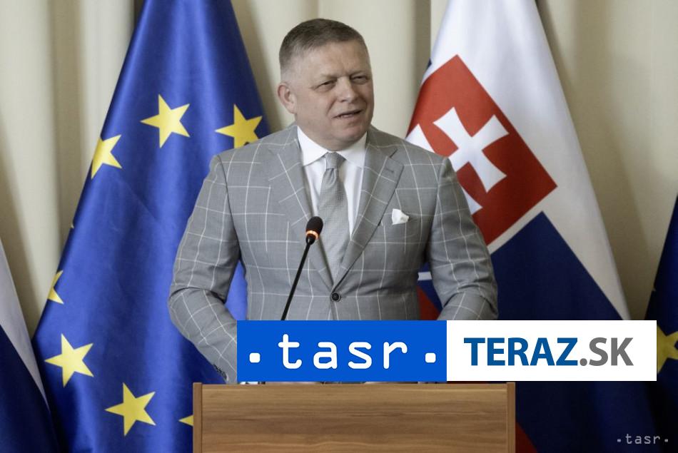 Premier podla Zastavme korupciu klame v svislosti s dotaciami