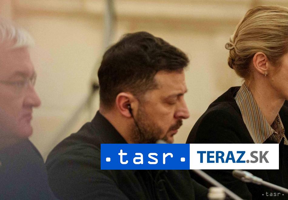 Zelenskyj hovoril s vyslancami Trumpa o zarukach a navrhu primeria