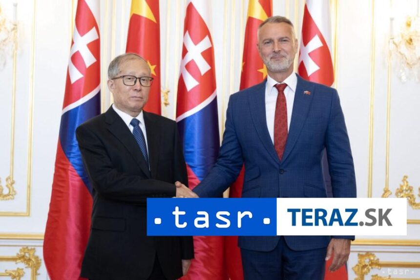 R Rasi sa stretol s Li Chung Cungom najma ohladom bilateralne spoluprace
