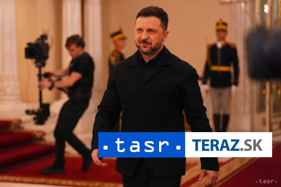 Zelenskyj hovoril s Macronom Merzom a Starmerom
