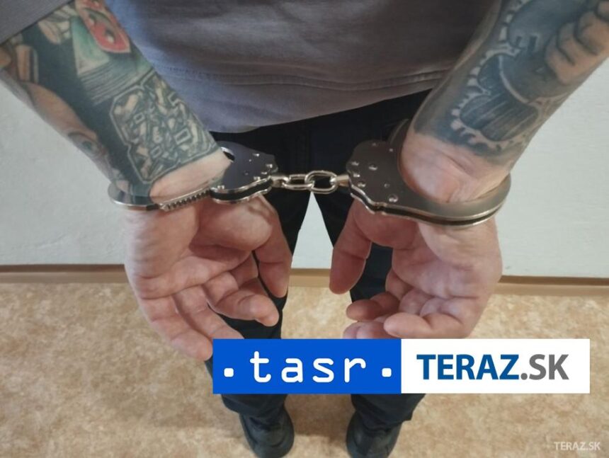 AGRESIVNY UKRAJINEC V Poprade skrtil muza a udieral ho do hlavy