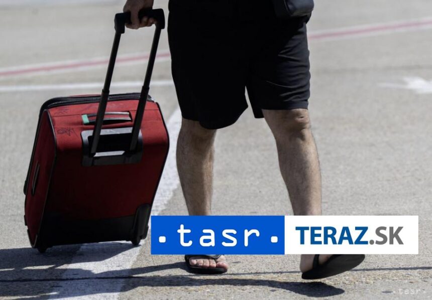 Horuavy trapia Slovensko Je ohrozena letecka doprava v Bratislave