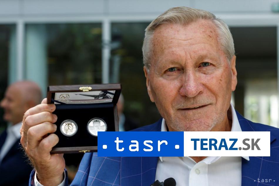 NBS vydala vyrocnu mincu na pocest vitazstva ceskoslovenskych futbalistov na ME