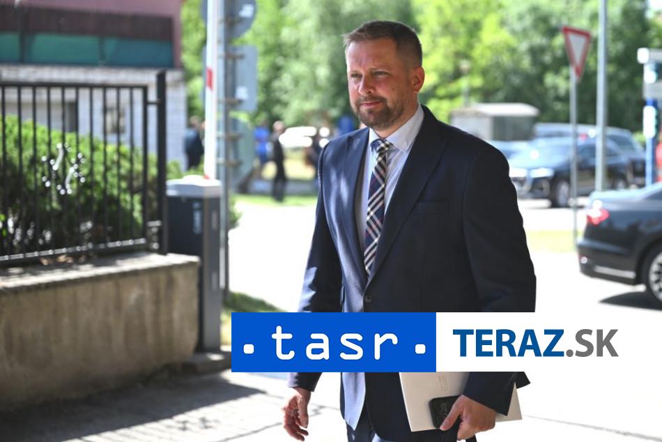 Na Ministerstve zdravotnictva sa konala Ministerska kvapka krvi Sasko vyzval na jej darovanie