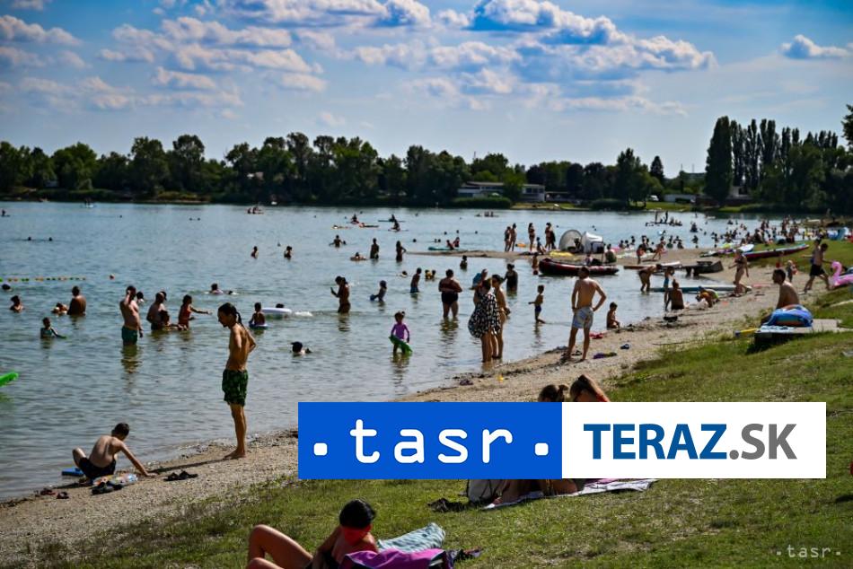 Pri kupani zomrelo v Nemecku od piatku 15 ludi vratane det