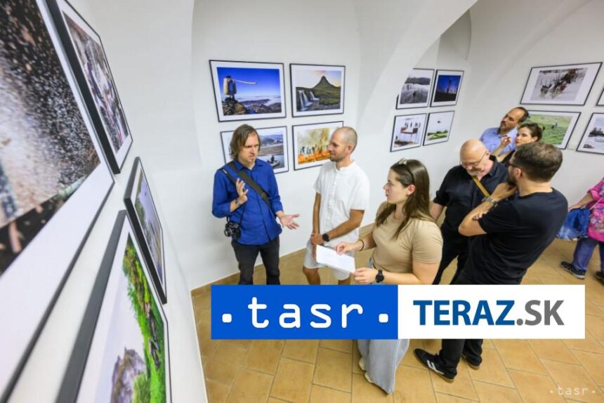 V Galerii Nadacie Slovak Press Photo vystavuju fotografi TASR