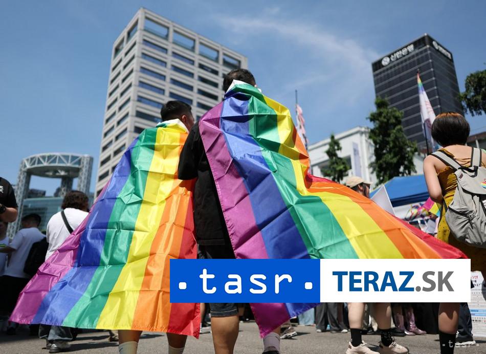 V Korei sa zhromazdili tisce lud na pochode za prva LGBT aj proti nemu