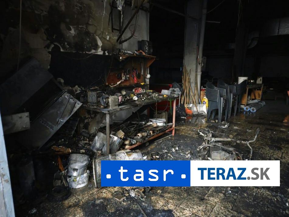 v trebisove zhorela plavaren jedna osoba inhalovala splodiny