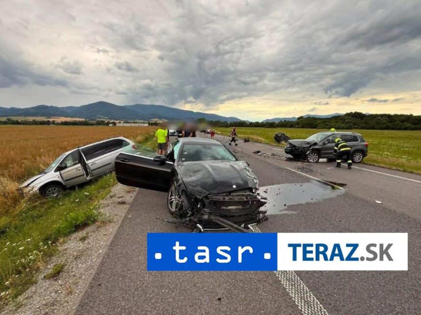 HROMADNA NEHODA PRI MARTINE NA MIESTE SU VSETKY ZACHRANNE ZLOZKY