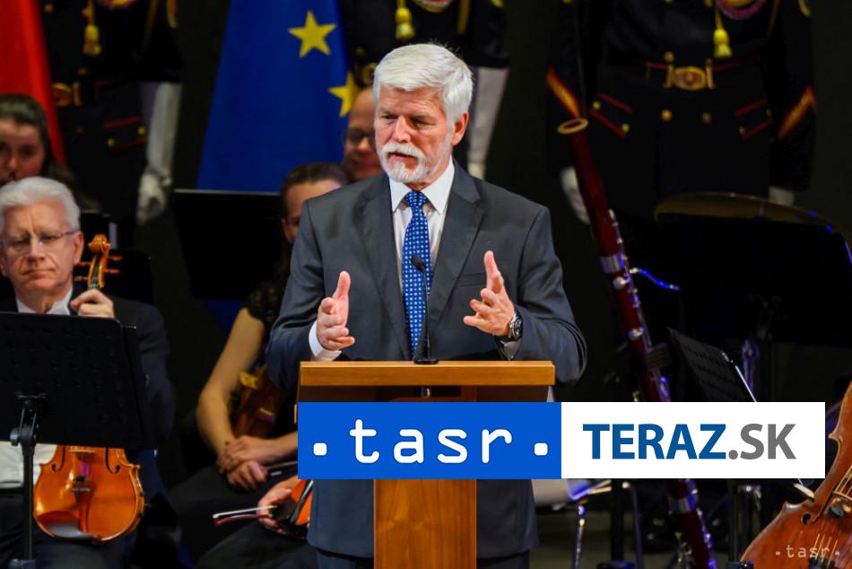 Pavel varoval pred oslabovanim dovery v justicii
