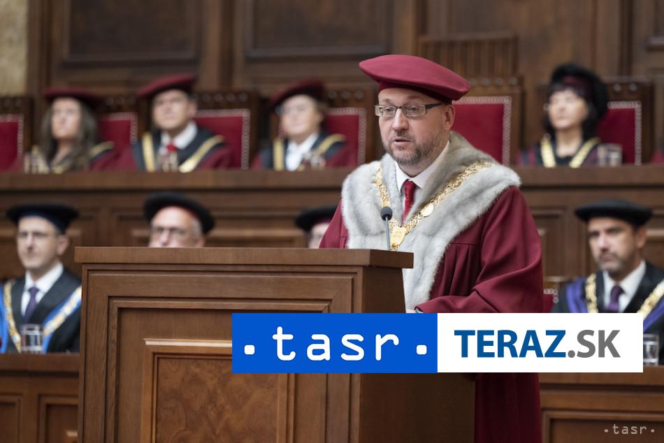 Rektor UK Uspesna univerzita je predovsetkym silnou komunitou