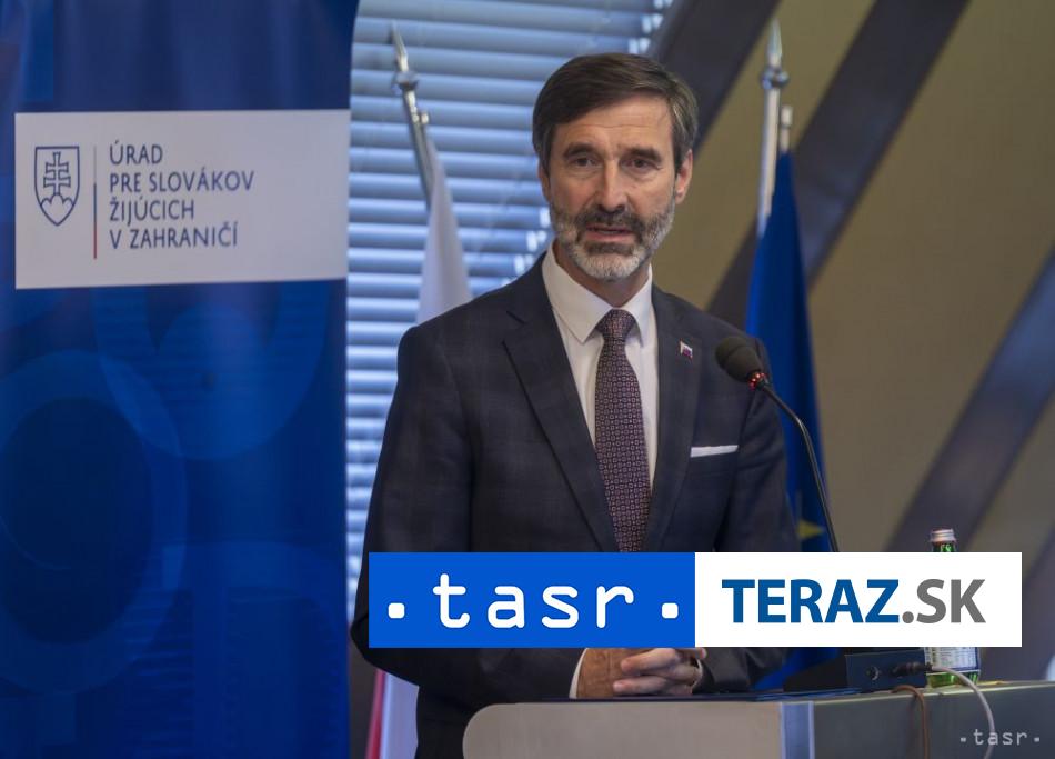 Rezort diplomacie vydavanie turistickych viz pre Rusov nebolo pozastavene