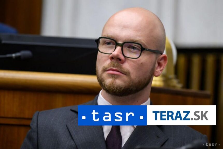 SR nemoze mat jedinu sukromnu zdravotnu poistovnu PMU musi zasiahnut