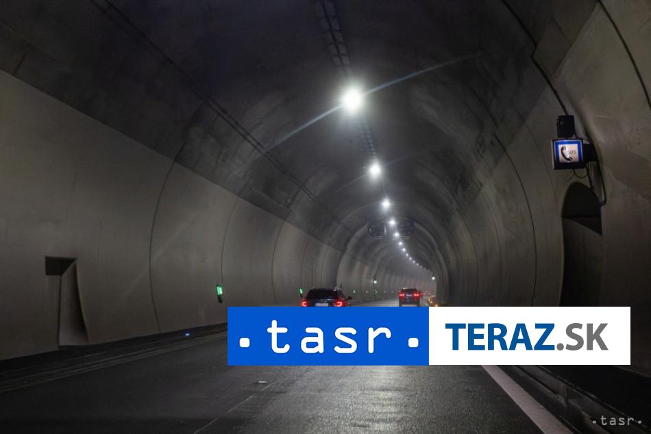 Tunel Visnove je z dovodu nehody uzavrety v smere z Martina